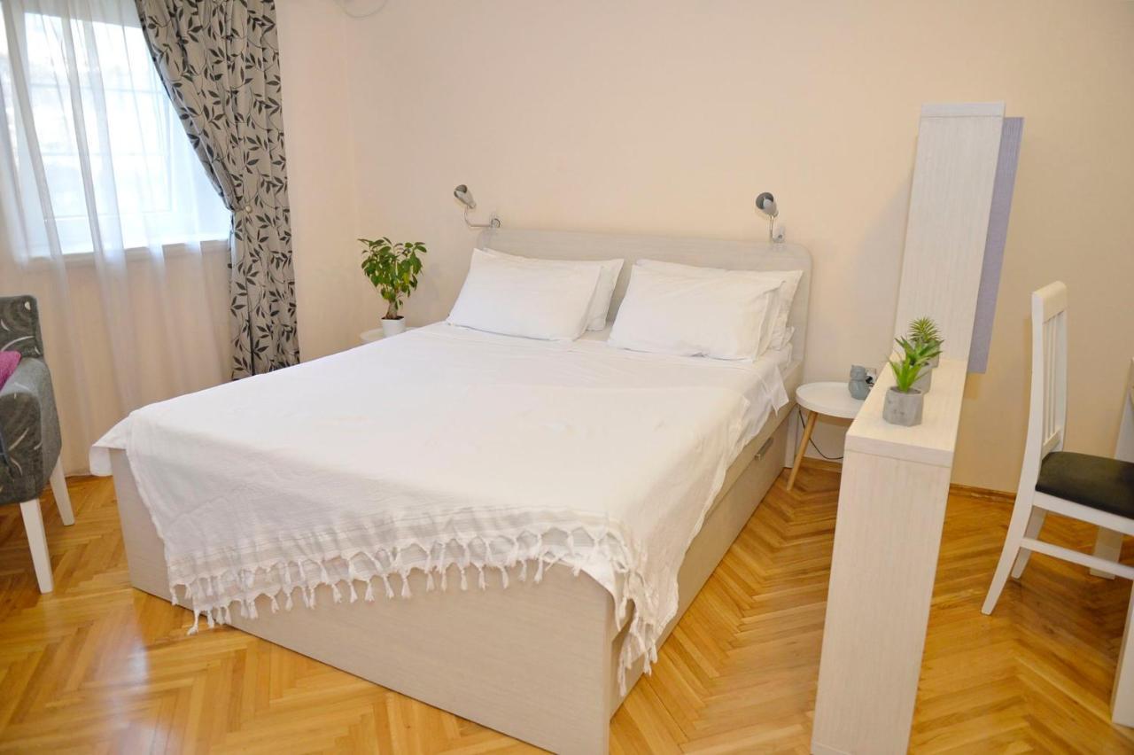 Apartment Filip Kotor Luaran gambar