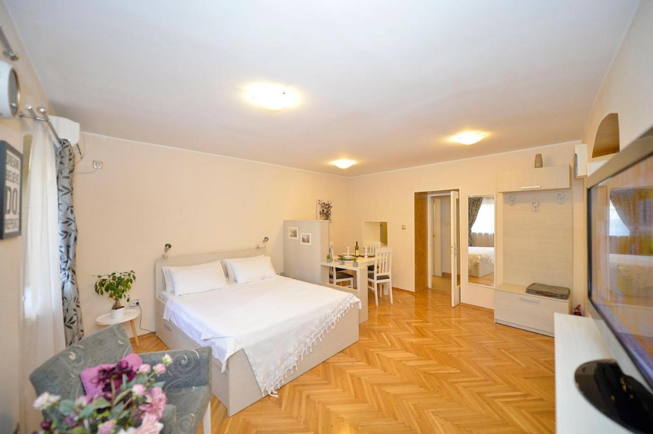 Apartment Filip Kotor Luaran gambar